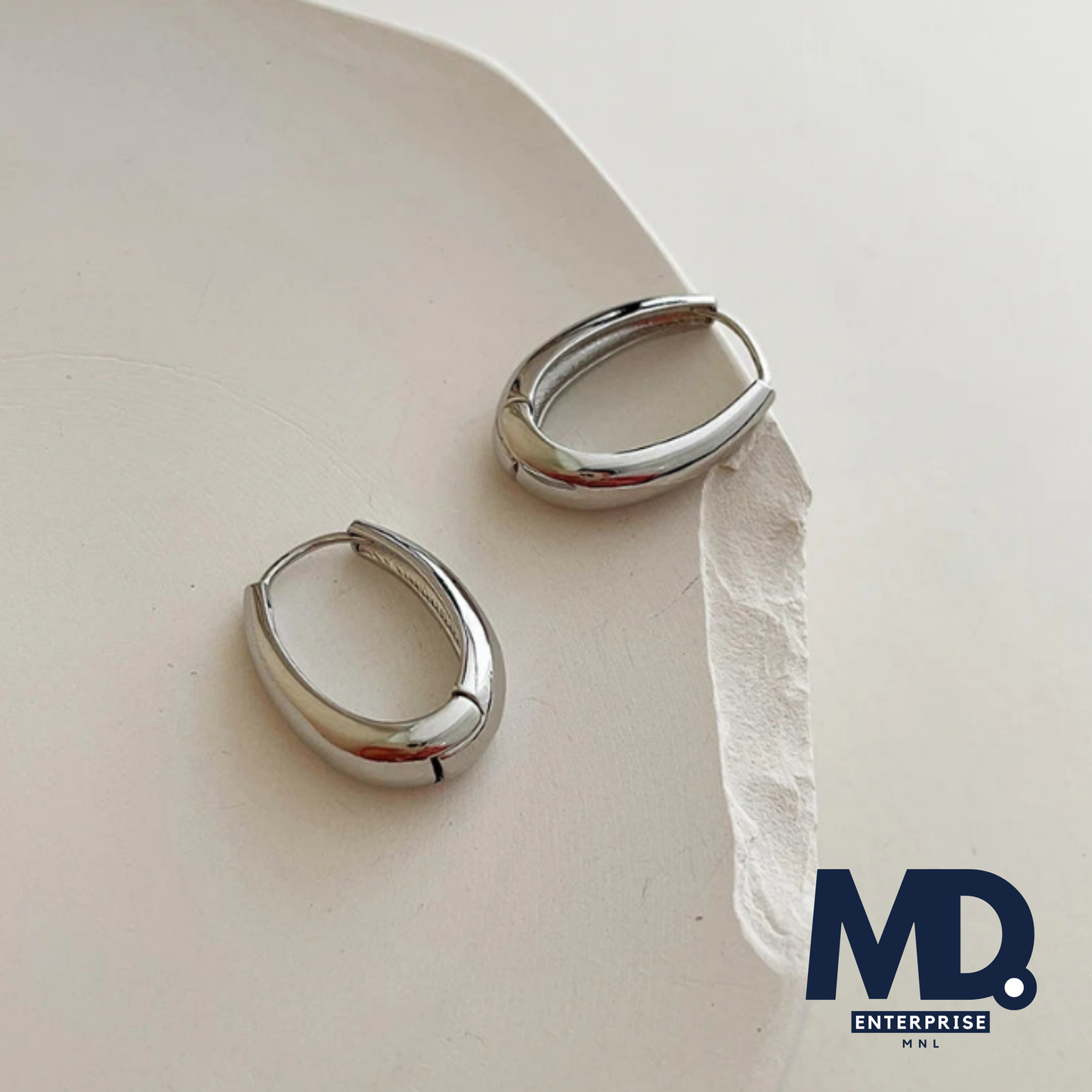 Hoop C-shape Earrings